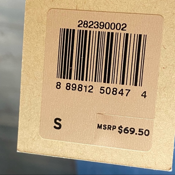 NWT Levi’s Bib Overalls Denim Adjustable Straps - Picture 9 of 14